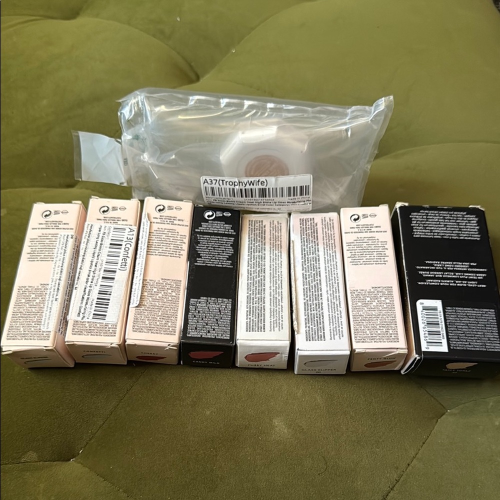 Fenty Beauty Assorted Makeup Set with Trophy Wife